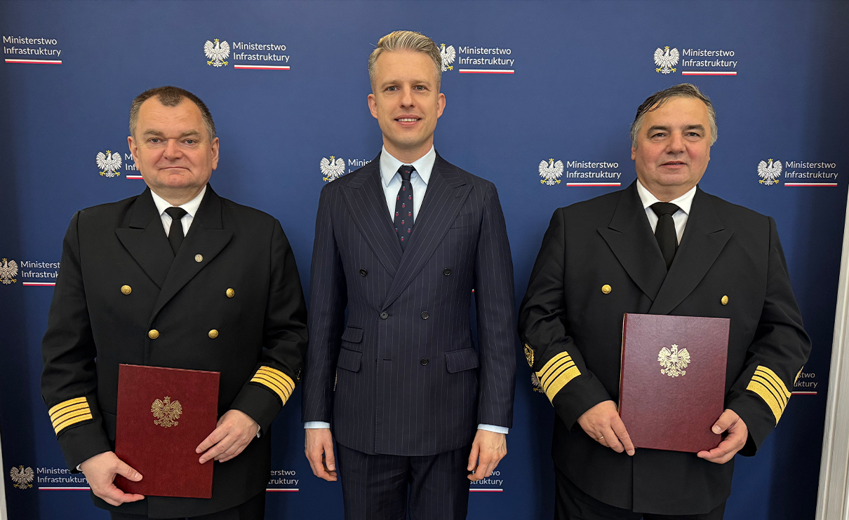 Fot. Dawid Ptak Spotkanie w Ministerstwie Infrastruktury oraz udział Przedstawicieli władz UMG w posiedzeniu sejmowej Komisji Gospodarki Morskiej i Żeglugi Śródlądowej