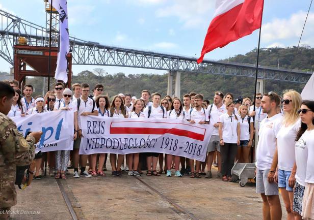 i polskich pielgrzymów.