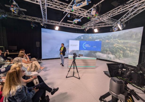 Studio Pollub.tv i przenośny ekran ledowy.